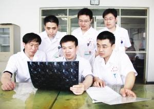 脊髓损伤的发病原因是什么?