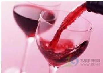 常喝红酒有助预防结肠癌