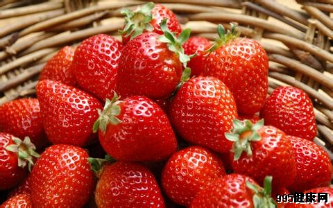 电脑族养生：8种食物抵抗电脑病