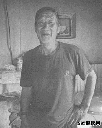 杨嗯柱