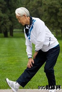 常做两脚划圈 可预防老人中风
