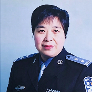 绮丽